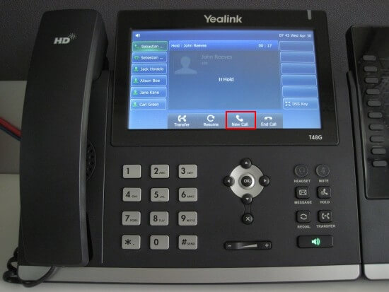 Перевод вызовов с помощью Yealink T48/T46 Перевод вызовов с помощью Yealink T48/T46